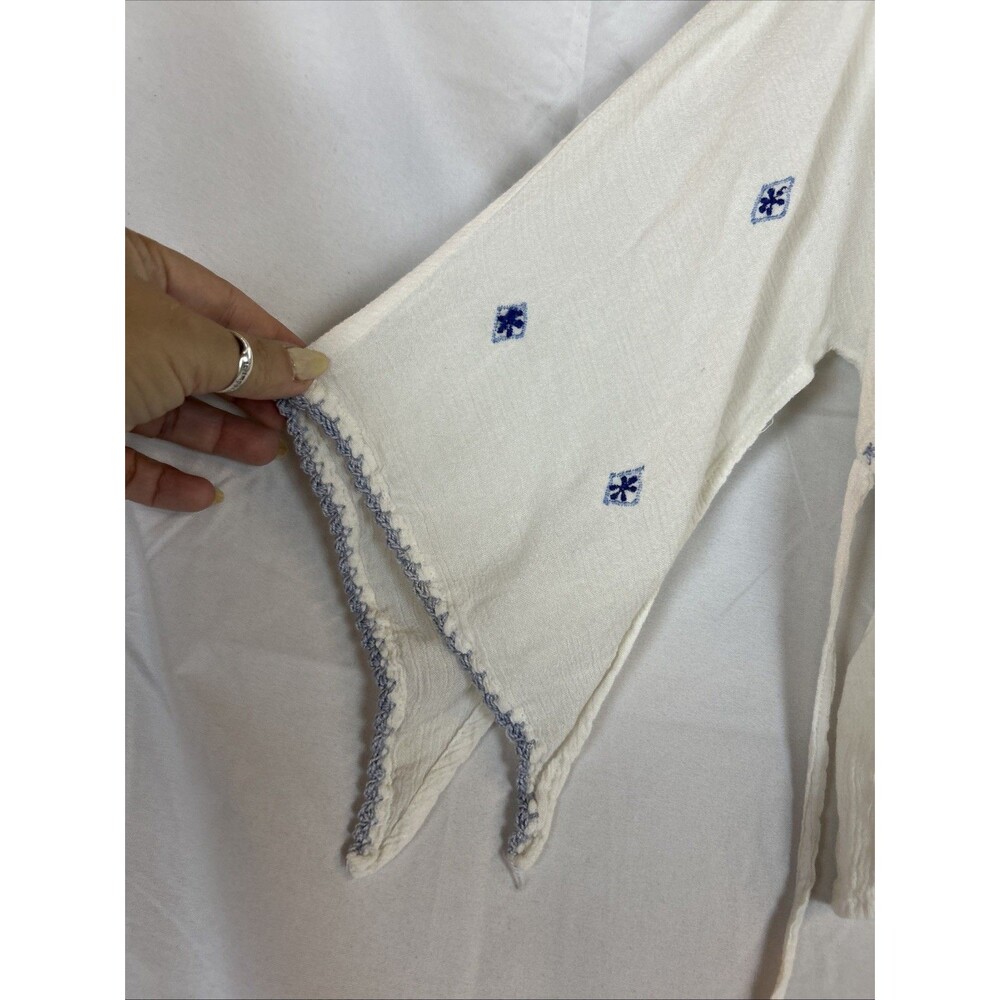 Passport Cream& Blue Tribal Ethnic Tunic TOP Sz L Passport Handkerchief Sleeves - Picture 3 of 13